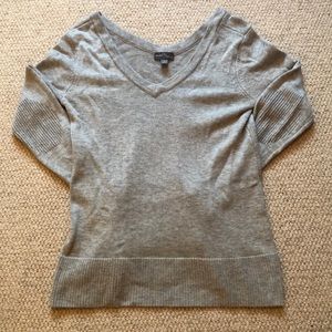 Market + Spruce sweater Size S